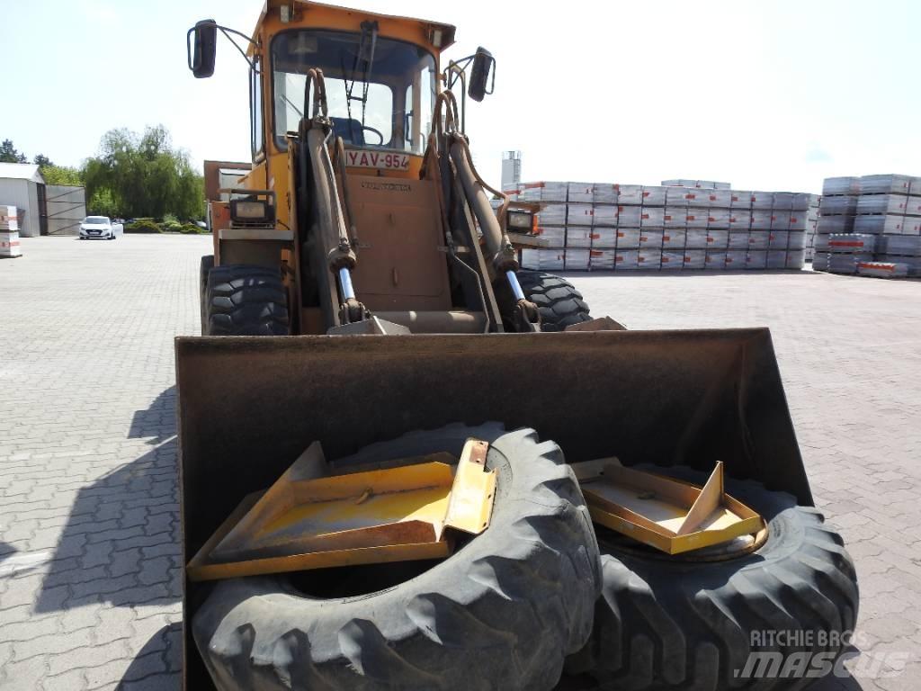 Volvo BM L 50 Gumikerekes homlokrakodók