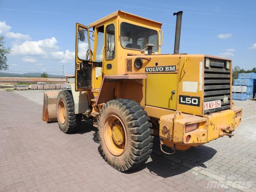 Volvo BM L 50 Gumikerekes homlokrakodók