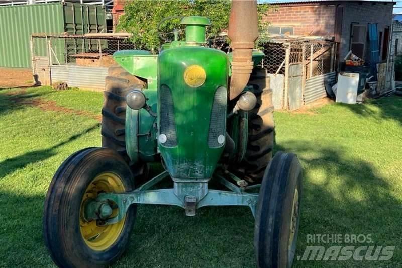 John Deere Lance Traktorok