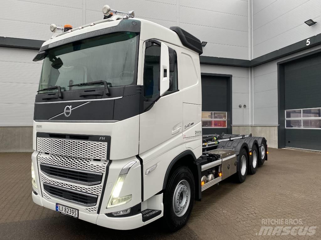 Volvo FH540 Tridem Horgos rakodó teherautók