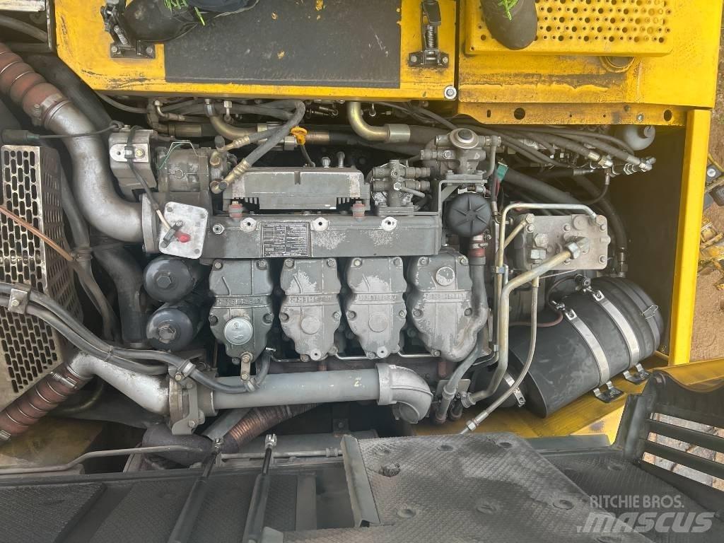 Liebherr A 900 C ZW Speciális kotrók