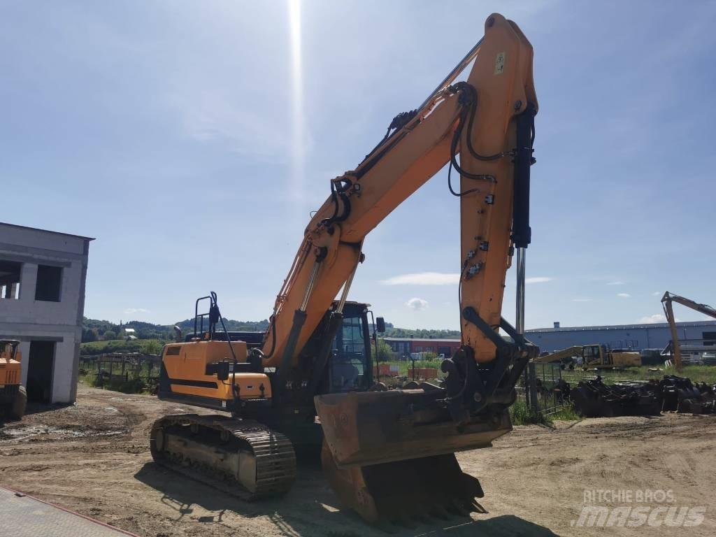 Hyundai HX 260 NL Lánctalpas kotrók