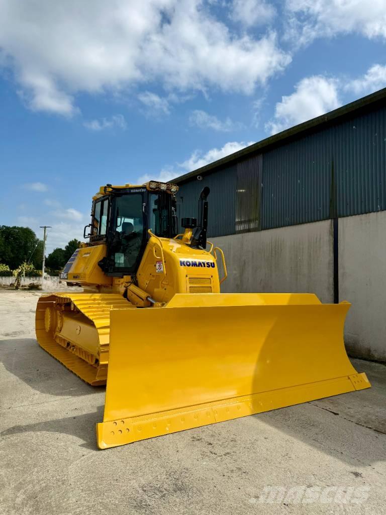 Komatsu D 61 PXi-24 lánctalpas dózerek