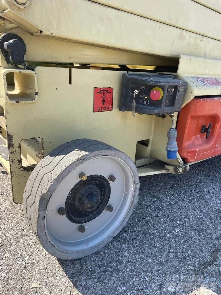 JLG 3246 ES Ollós emelők