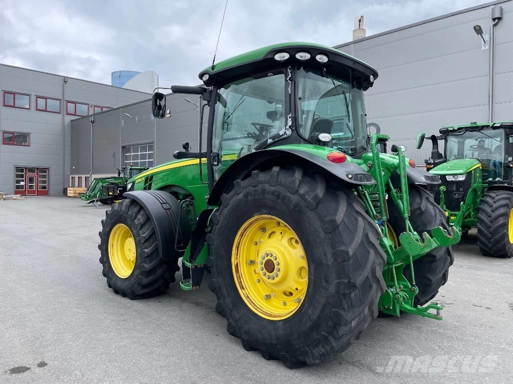 John Deere 8360 R Traktorok