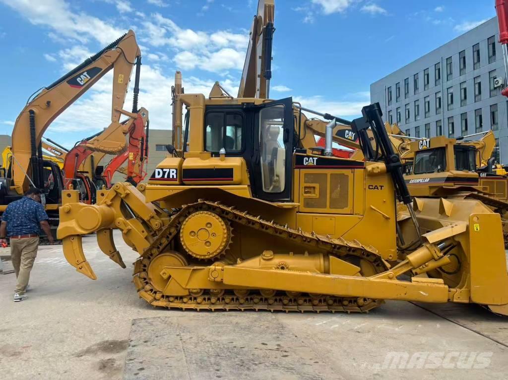 CAT D 7 R lánctalpas dózerek