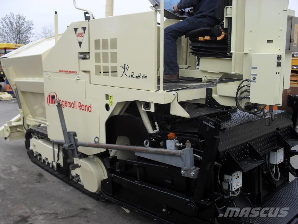 ABG Titan 2820 Aszfalt terítõ gépek