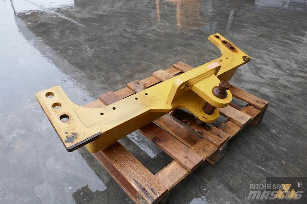 CAT 140M Drawbar Haszonjárművek - Egyéb