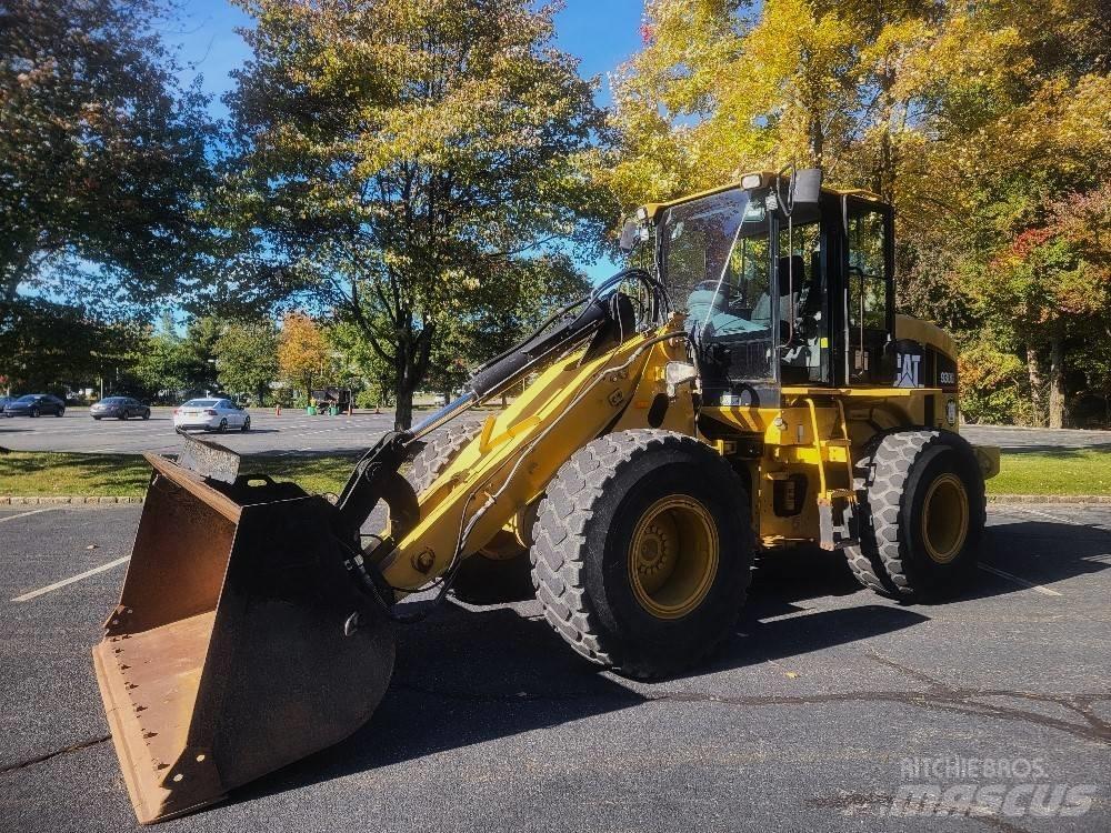 CAT 930 G Gumikerekes homlokrakodók