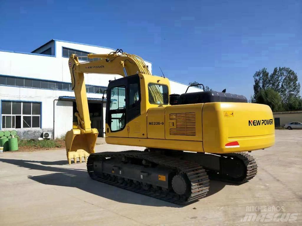 New Power NE225 Közepes (midi) kotrók 7 t - 12 t