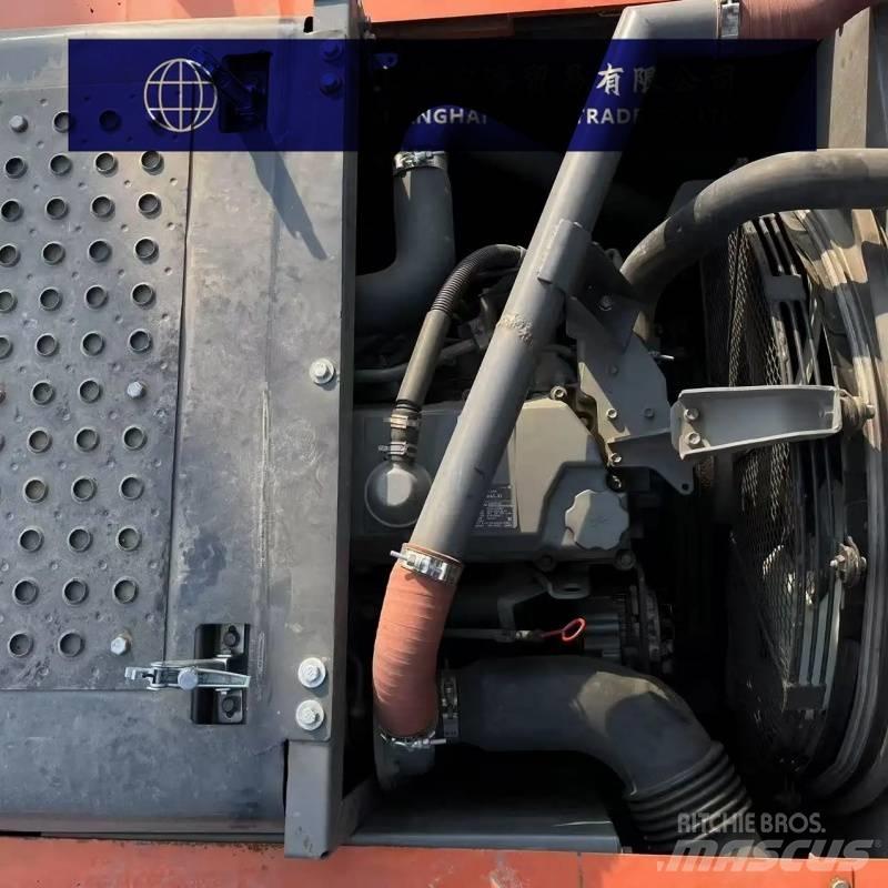 Hitachi ZX 360 LC Lánctalpas kotrók
