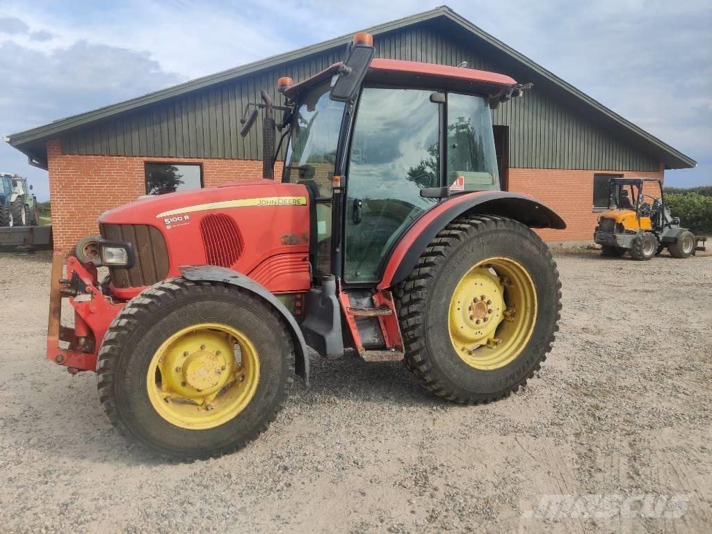 John Deere 5100 R Traktorok