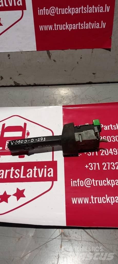 Volvo FH 12.   3944025 Vezetőfülke és belső tartozékok