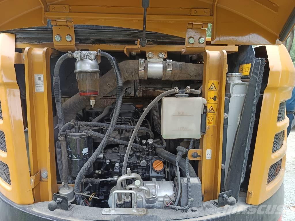 Sany SY 35 U Mini kotrók < 7t