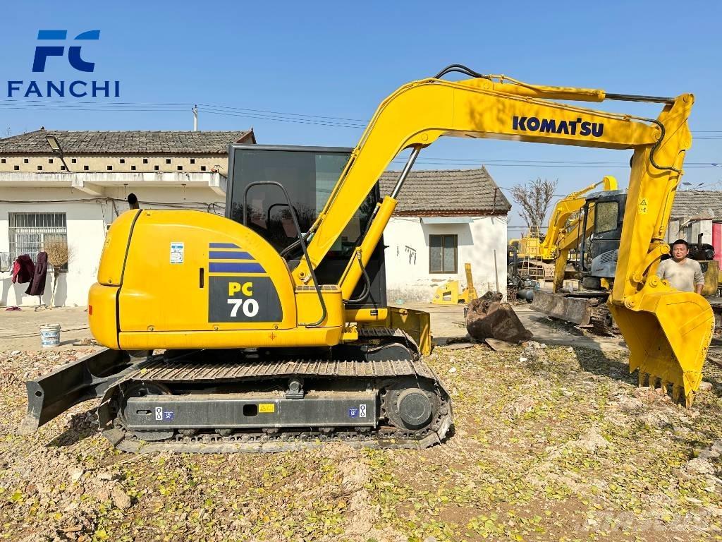 Komatsu PC70-8 Lánctalpas kotrók