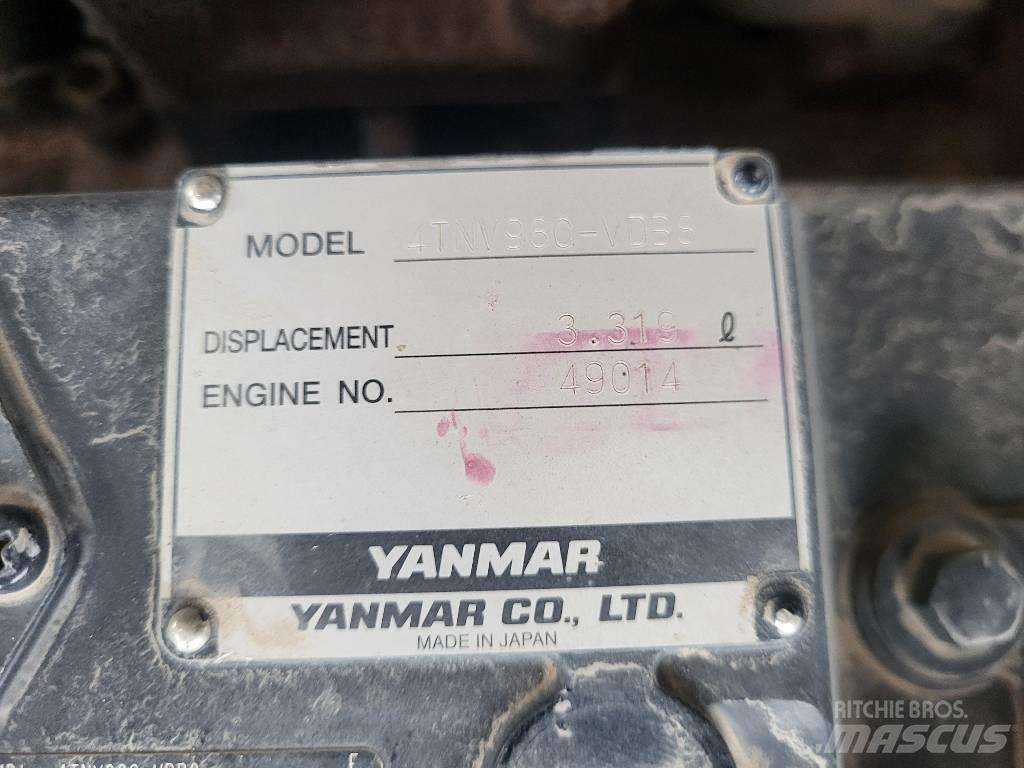 Bobcat E 85 Közepes (midi) kotrók 7 t - 12 t