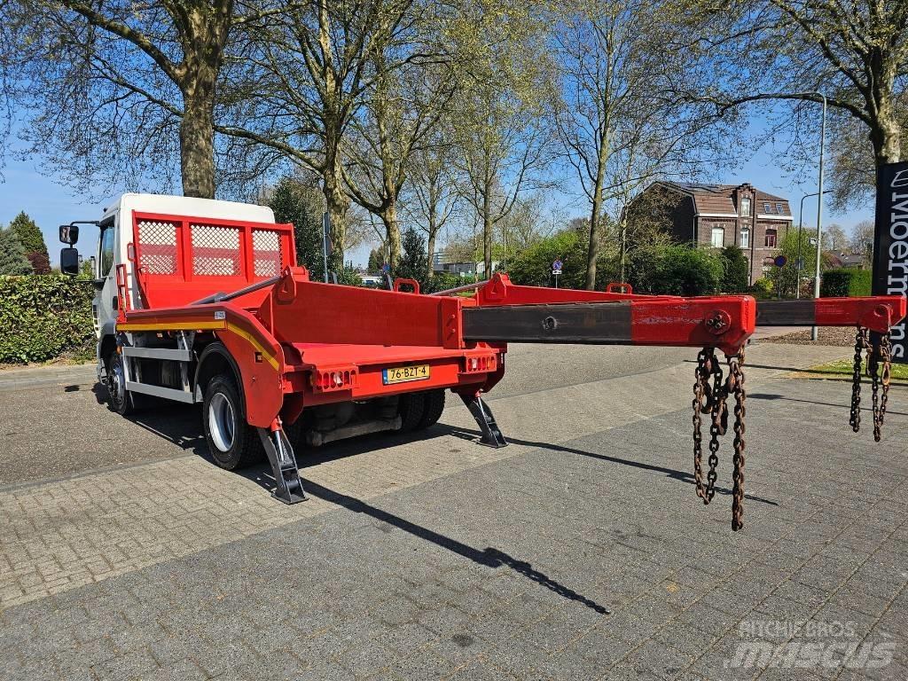 DAF LF 220 Hidraulikus konténerszállító