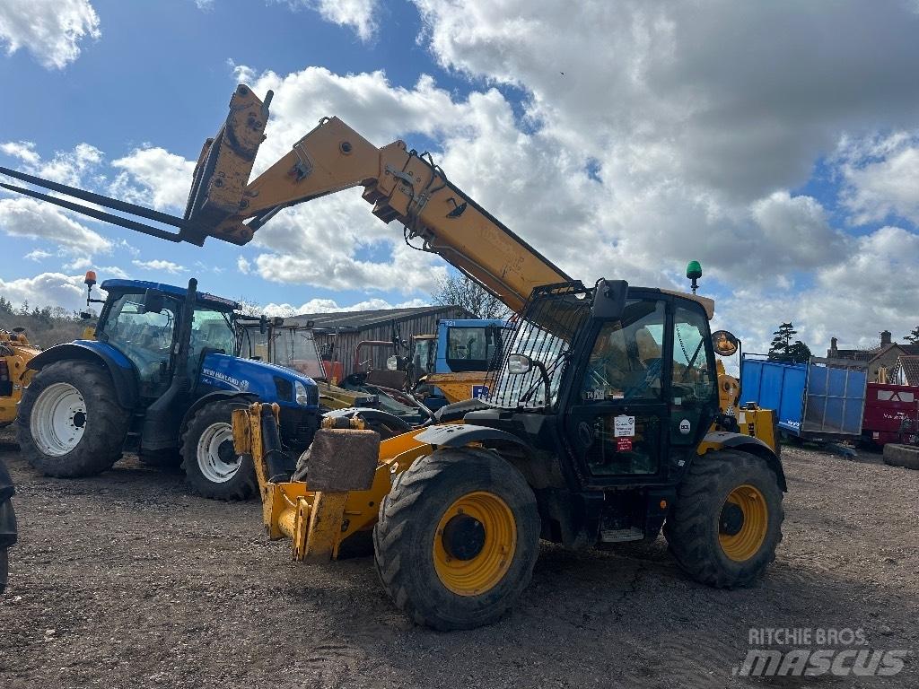 JCB 533-105 Teleszkópos rakodók