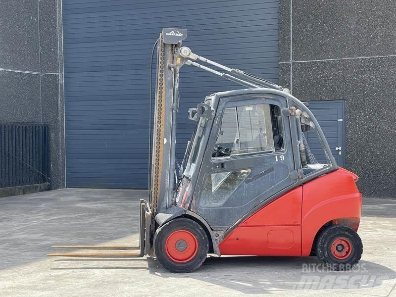 Linde H 30 D Dízel targoncák
