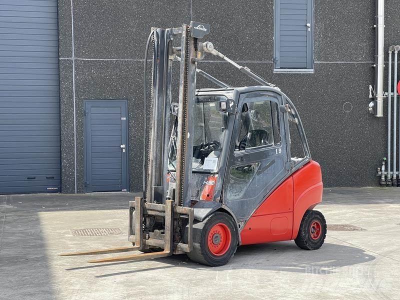 Linde H 30 D Dízel targoncák