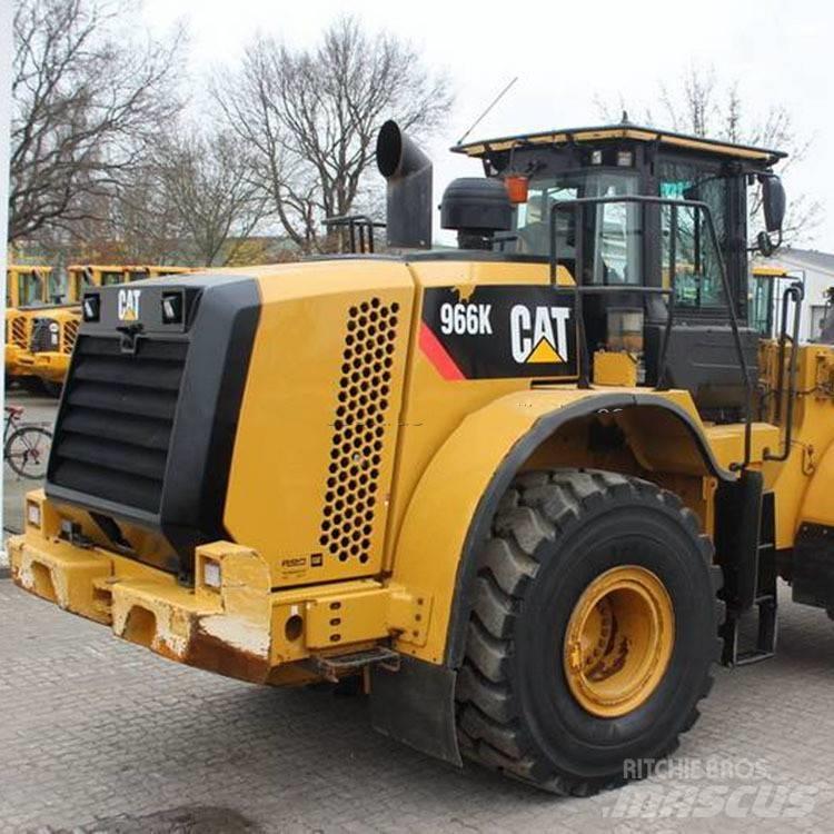 CAT 966K Gumikerekes homlokrakodók