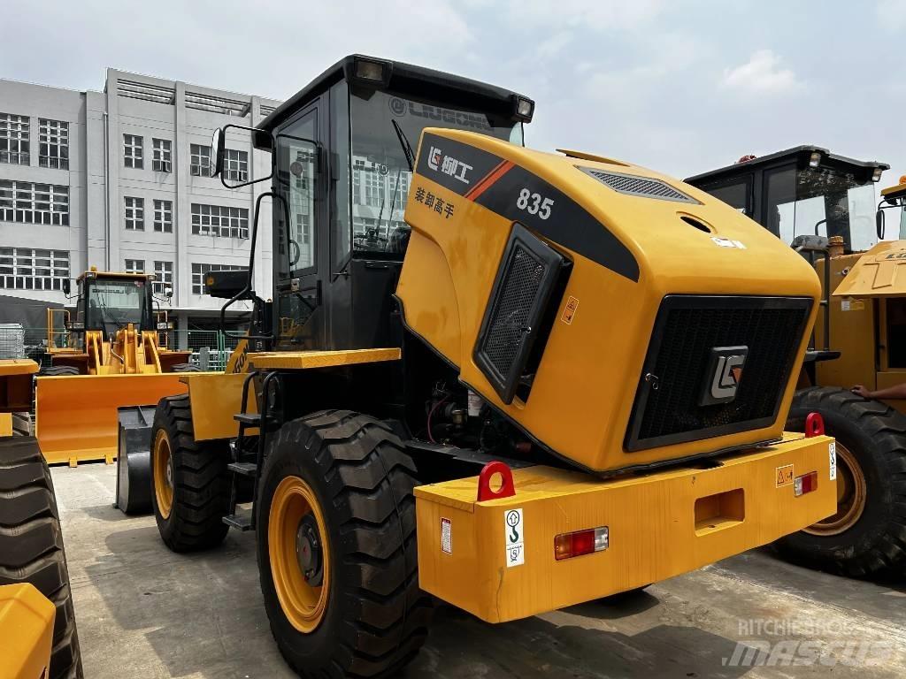 LiuGong 835 Gumikerekes homlokrakodók