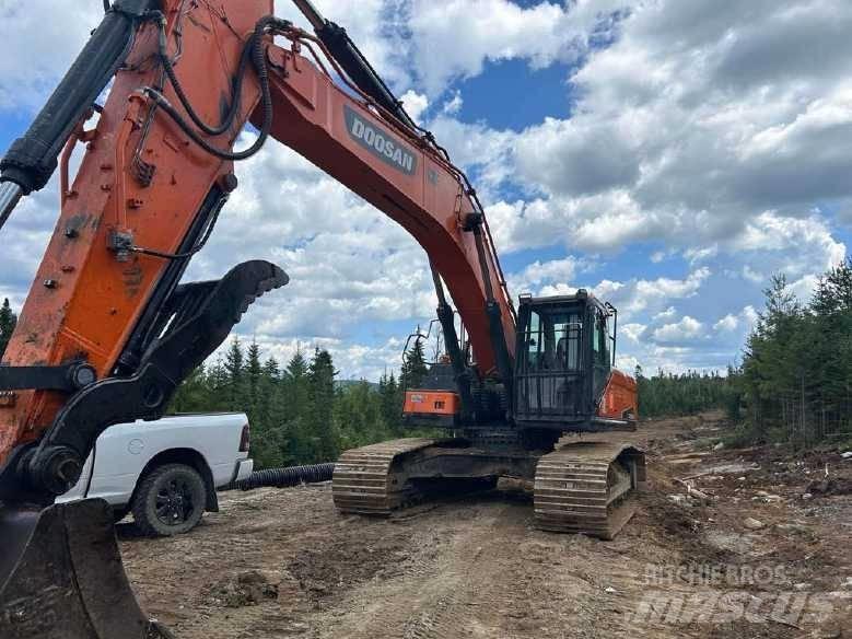 Doosan DX 350 LC Lánctalpas kotrók