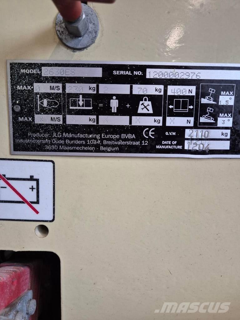 JLG 2630 ES Ollós emelők