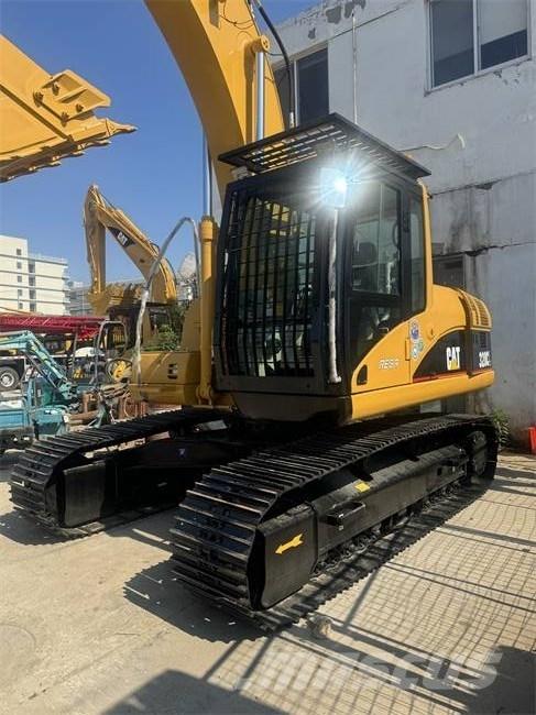 CAT 320 C L Lánctalpas kotrók