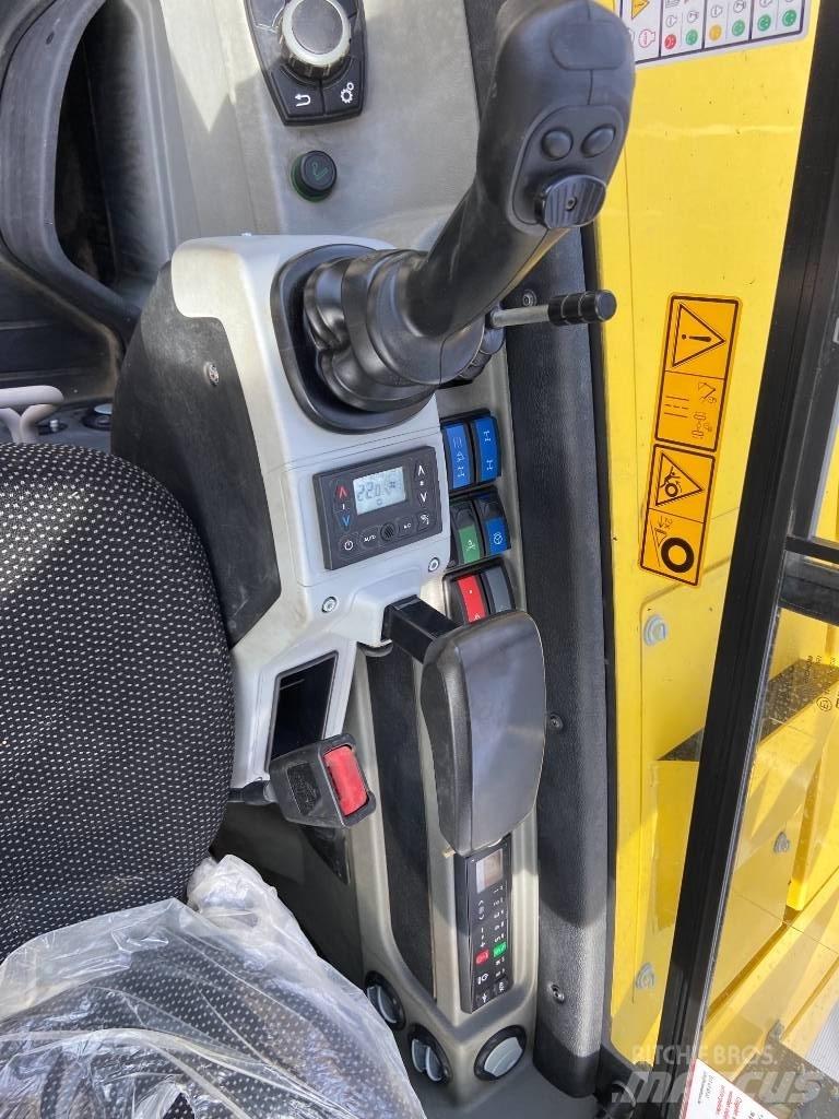 Wacker Neuson EW 100 Gumikerekes kotrók
