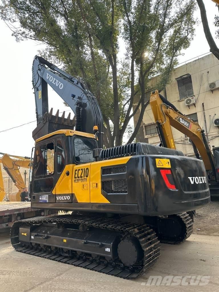 Volvo EC 210 Közepes (midi) kotrók 7 t - 12 t