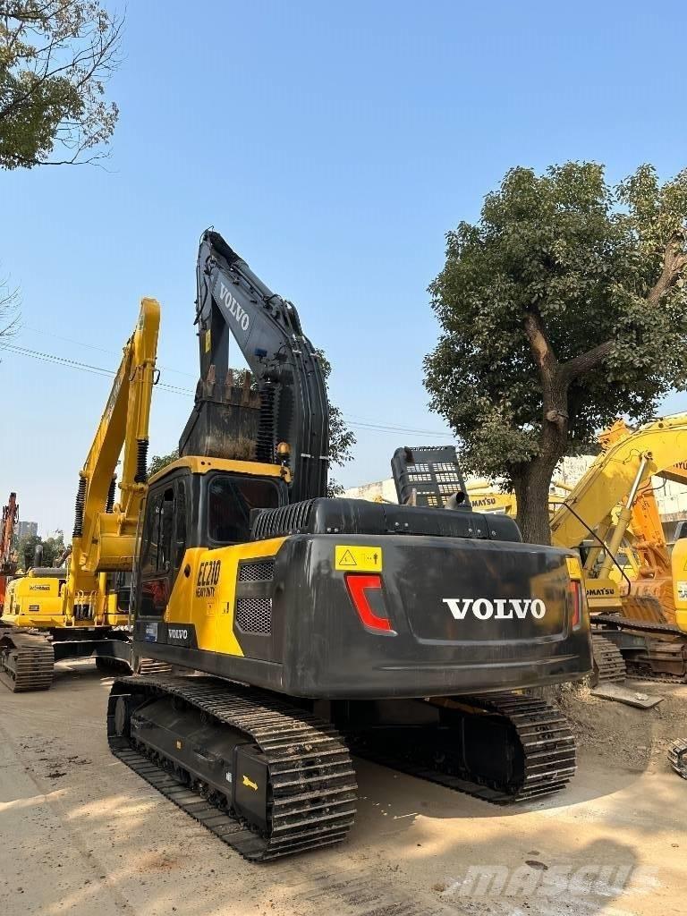 Volvo EC 210 Közepes (midi) kotrók 7 t - 12 t
