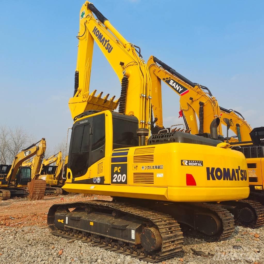 Komatsu PC 200-8 Lánctalpas kotrók