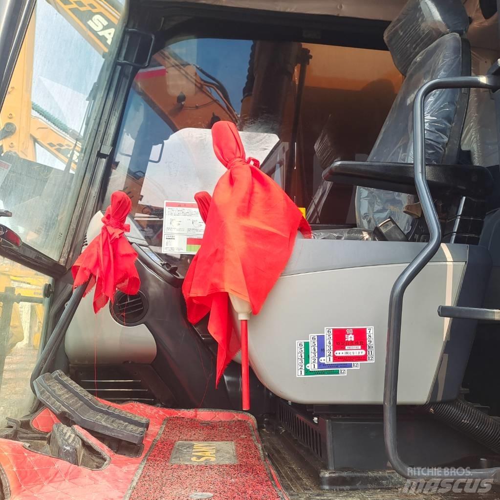Komatsu PC 200-8 Lánctalpas kotrók