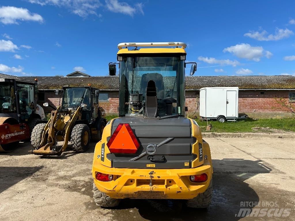Volvo L 35 G Gumikerekes homlokrakodók