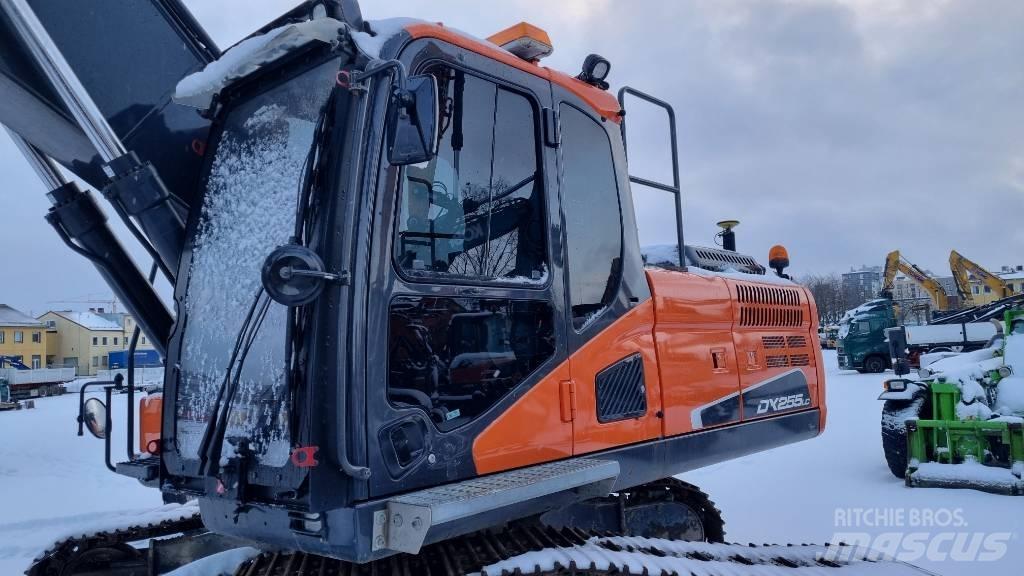 Doosan DX 255 LC-5 Lánctalpas kotrók