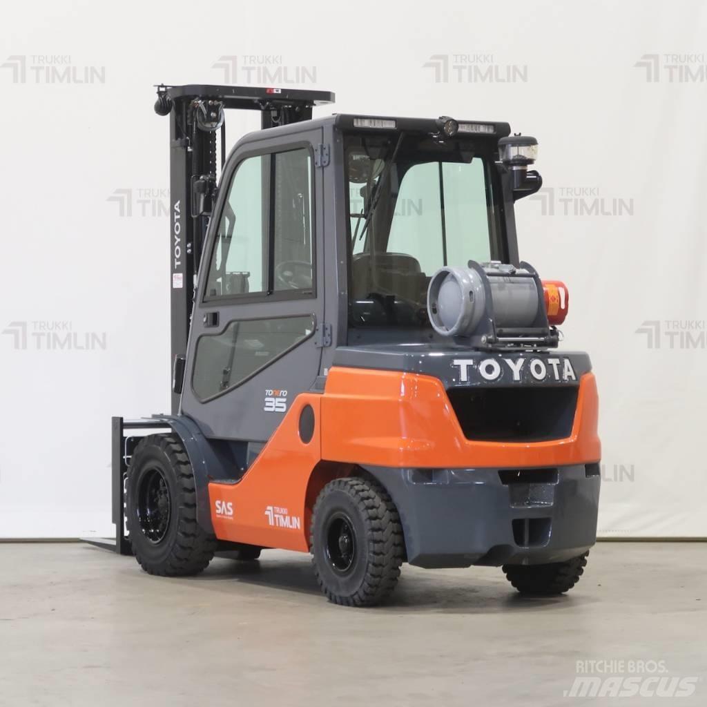Toyota 02-8FGJF35 Gázüzemű targoncák
