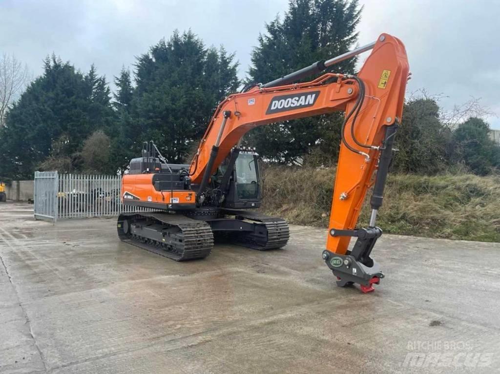 Doosan Dx300LC-7 Lánctalpas kotrók