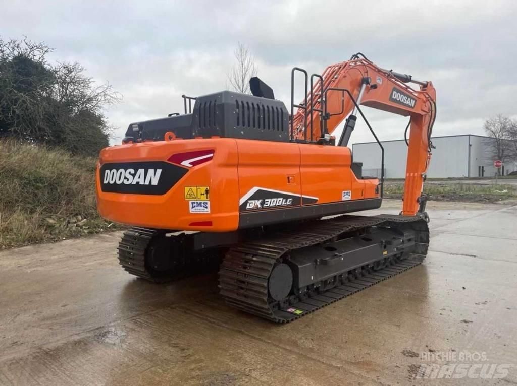 Doosan Dx300LC-7 Lánctalpas kotrók