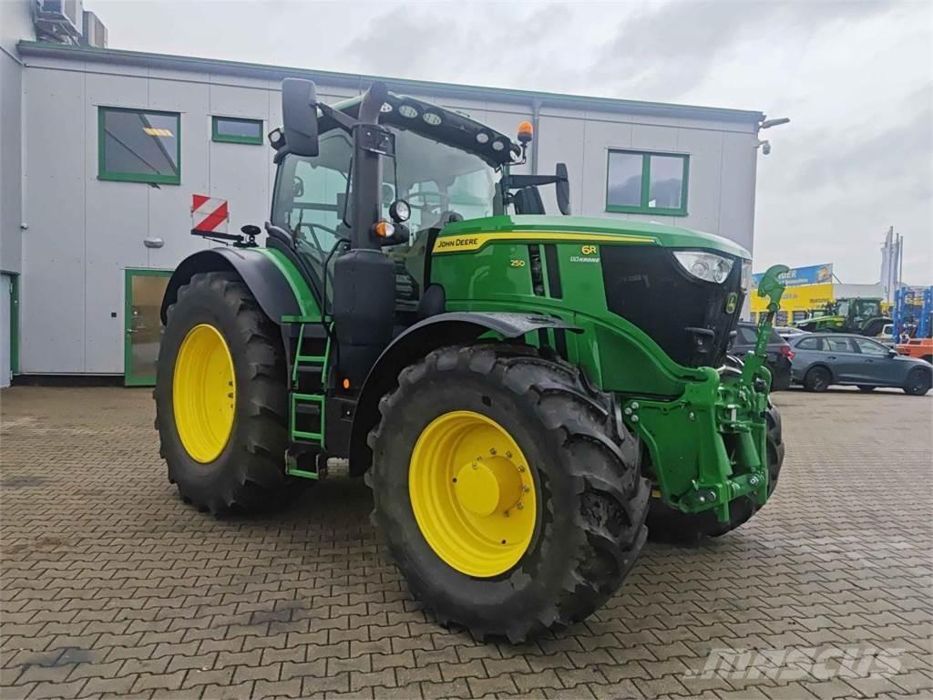 John Deere 6R 250 Traktorok