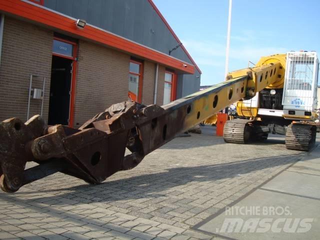 EWK TR2212LC Speciális kotrók