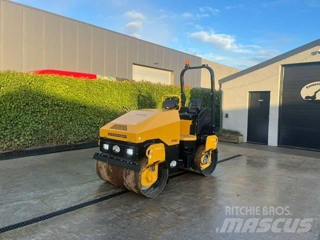 Hamm HD 12 VV Ikerdobos hengerek