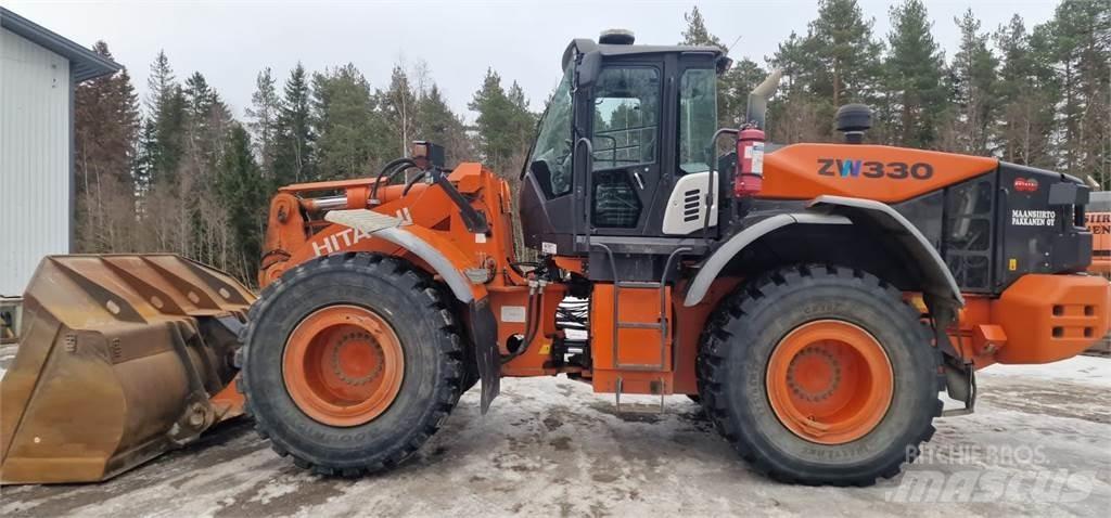 Hitachi ZW 330-5B Gumikerekes homlokrakodók