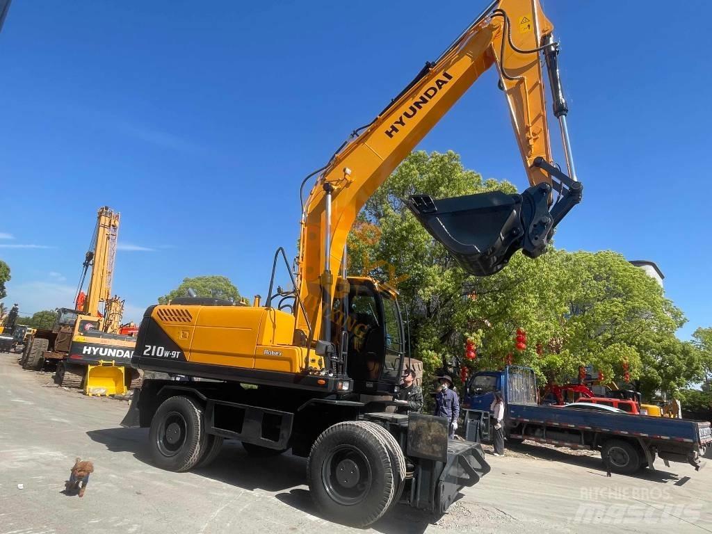Hyundai Robex 210W-9 Gumikerekes kotrók
