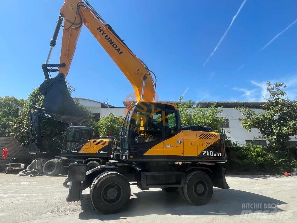 Hyundai Robex 210W-9 Gumikerekes kotrók
