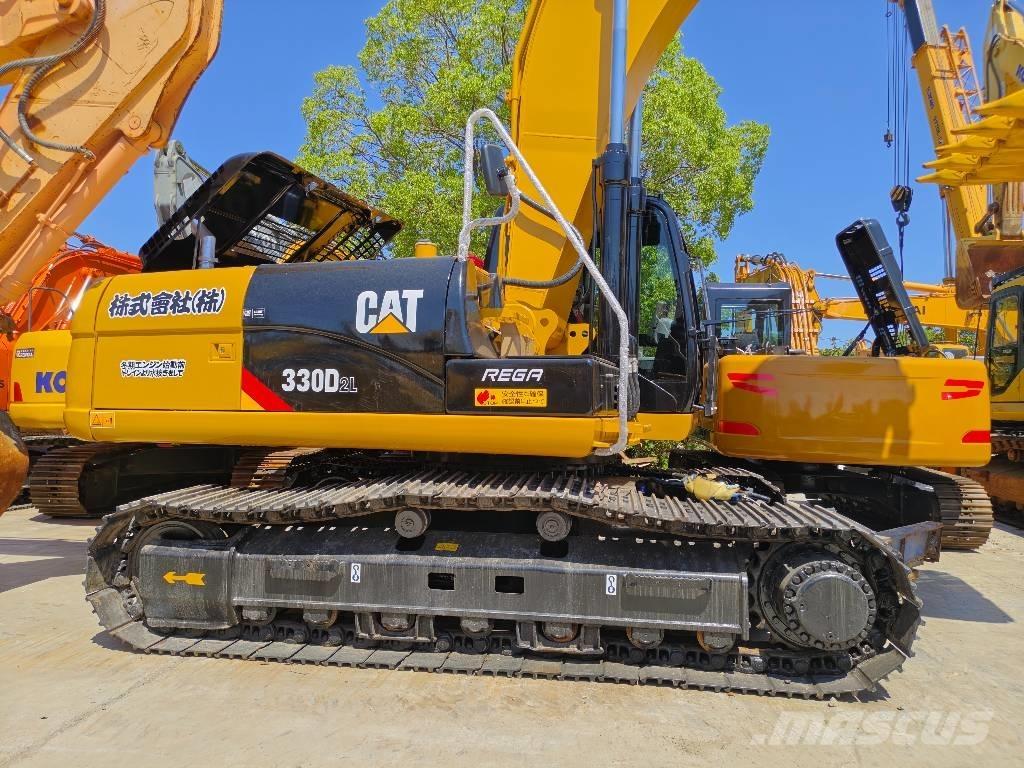 CAT 330 D L Lánctalpas kotrók