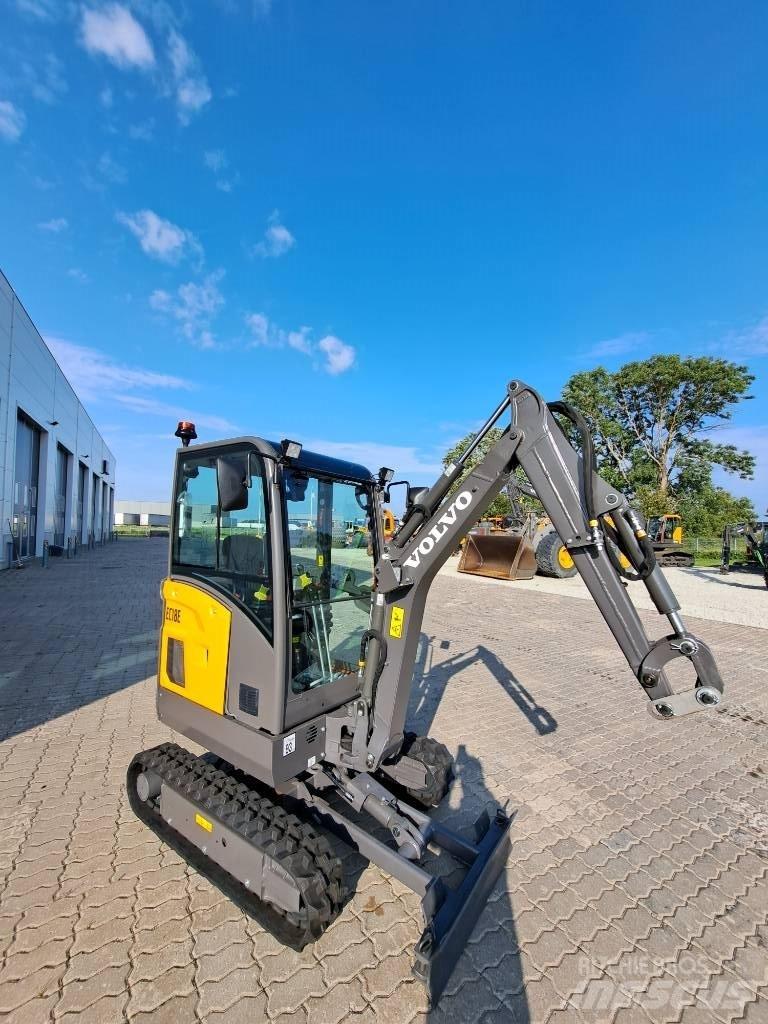 Volvo EC 18 E Mini kotrók < 7t