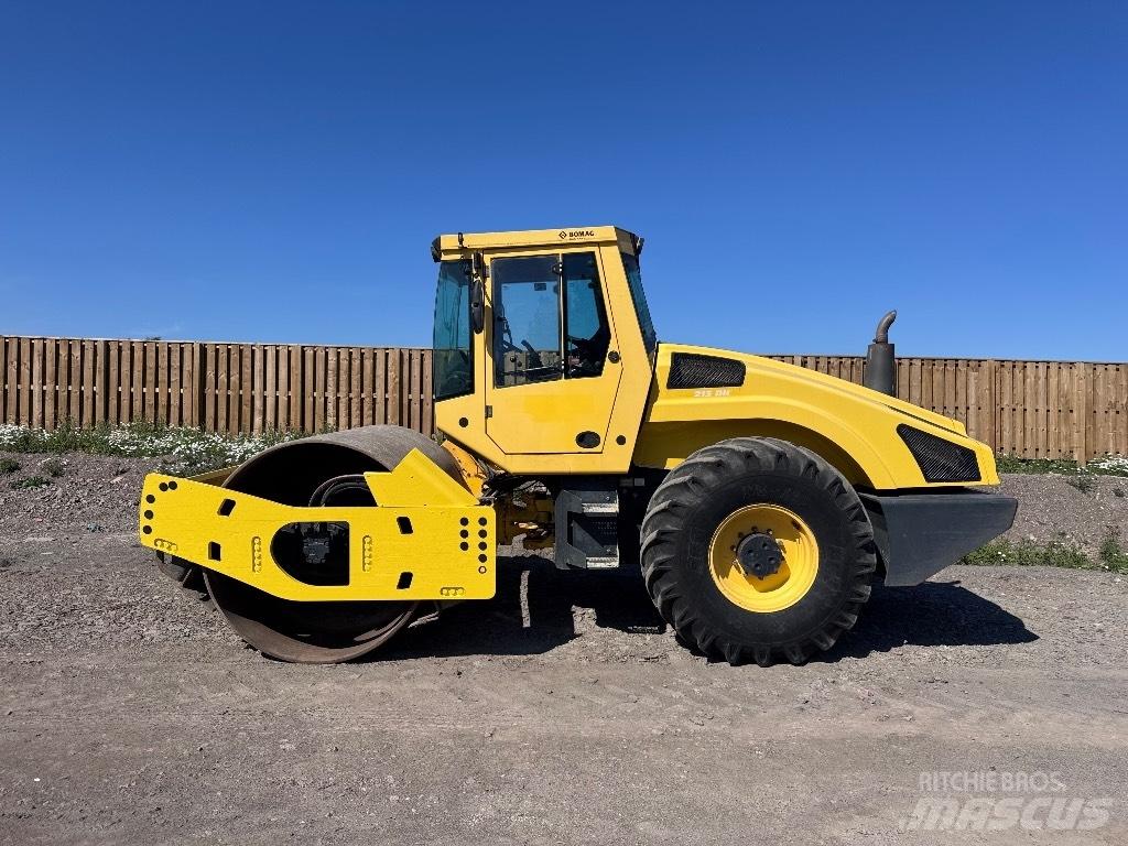 Bomag BW 213 D H-4 Egydobos hengerek
