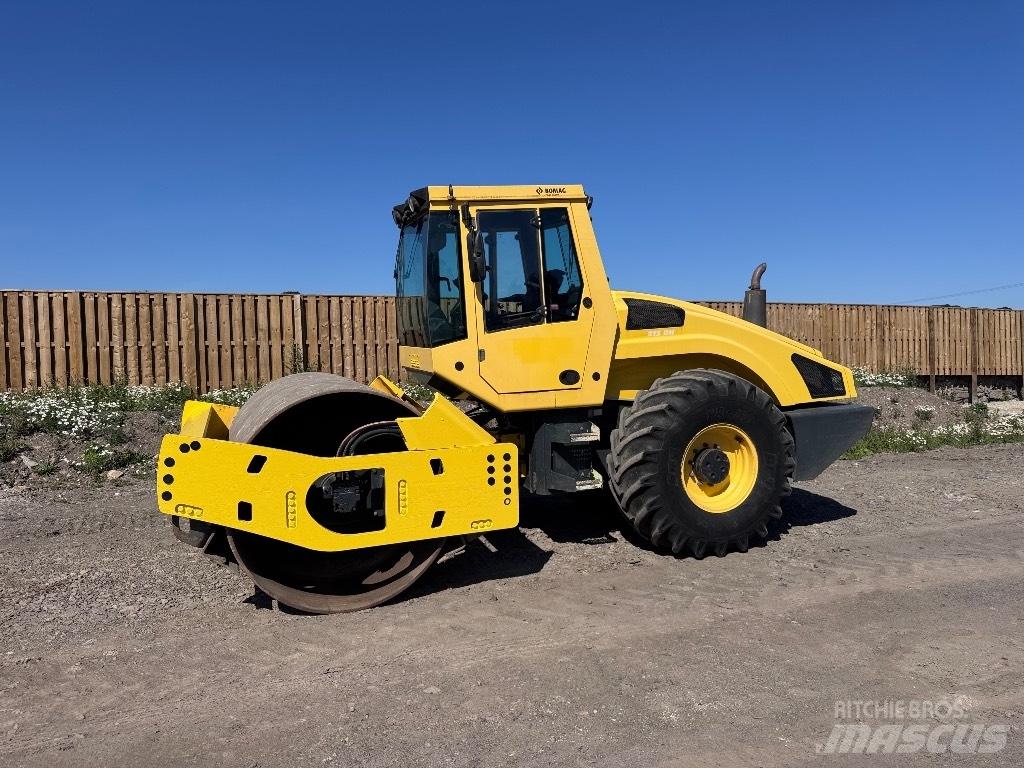Bomag BW 213 D H-4 Egydobos hengerek