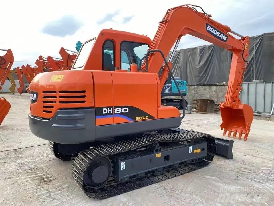 Doosan DH80 Lánctalpas kotrók